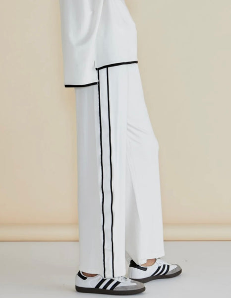 Evelyn Wide Leg Pants