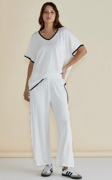 Evelyn Wide Leg Pants