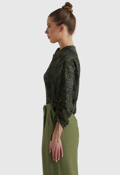Explorer Shirt-Khaki Leopard