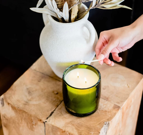 Lemongrass, Lemon Myrtle, Grapefruit & Eucalyptus
Scented Soy Candle | 400gm