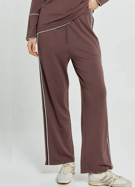 Evelyn Wide Leg Jogger- Nutmeg