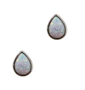 Selina Teardrop stud earring