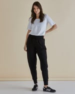 Cara Travel Jogger