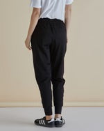 Cara Travel Jogger