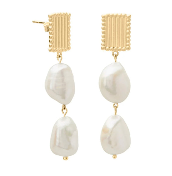Aphrodite Goddess Medium Pearl Earrings