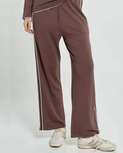 Evelyn Wide Leg Jogger- Nutmeg