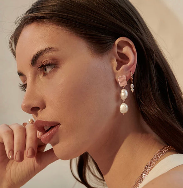 Aphrodite Goddess Medium Pearl Earrings