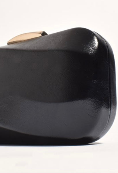 Wavy Structured Metallic Clutch