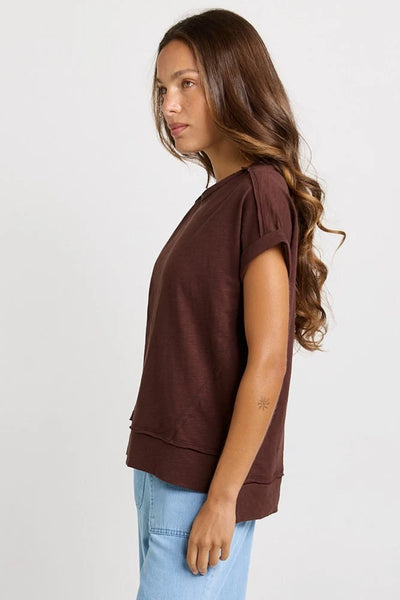 Shirley Short Sleeve Tee-Chocolate
