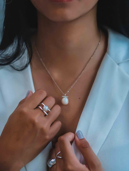 Silver Pearl Bar Necklace