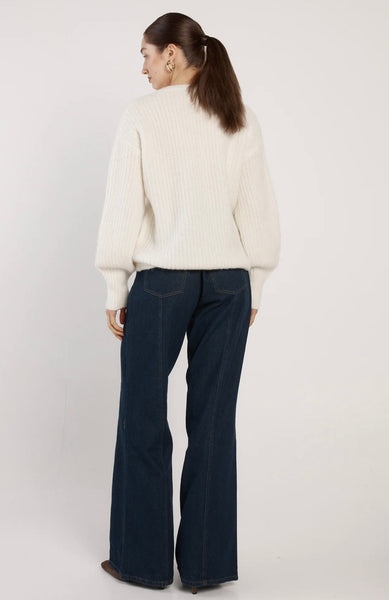 Remy V-Neck Jumper - Cream