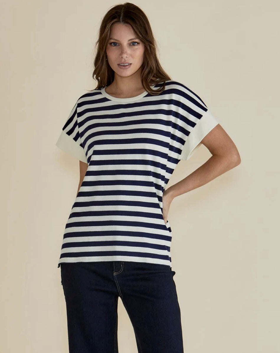 Willa Tee