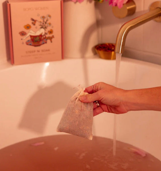 Blushing Bath Tea