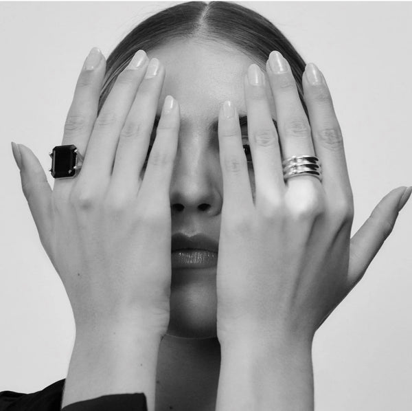 Prima Donna Black/Gold Ring