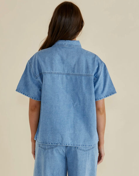 Saffra Short Sleeve Denim Shirt - Medium Wash