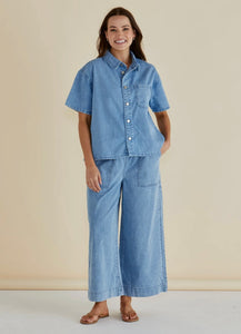 Saffra Relax Leg Jean - Medium Wash