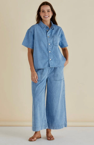 Saffra Short Sleeve Denim Shirt - Medium Wash