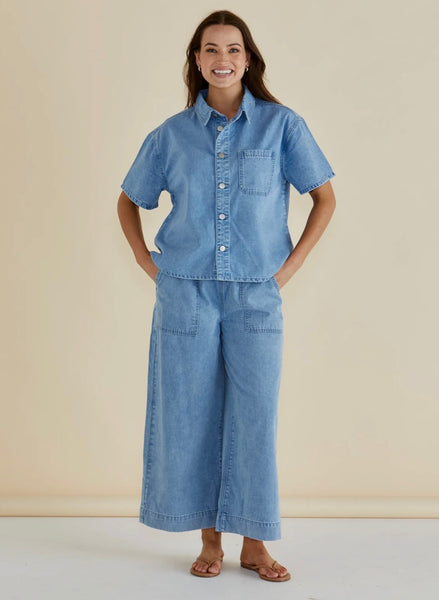 Saffra Short Sleeve Denim Shirt - Medium Wash