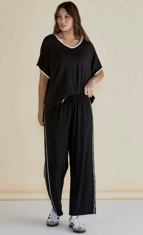 Evelyn Wide Leg Pants