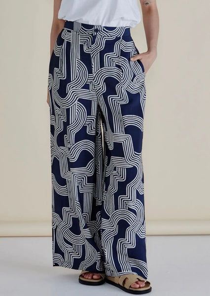 Zander Pant - Navy Geo
