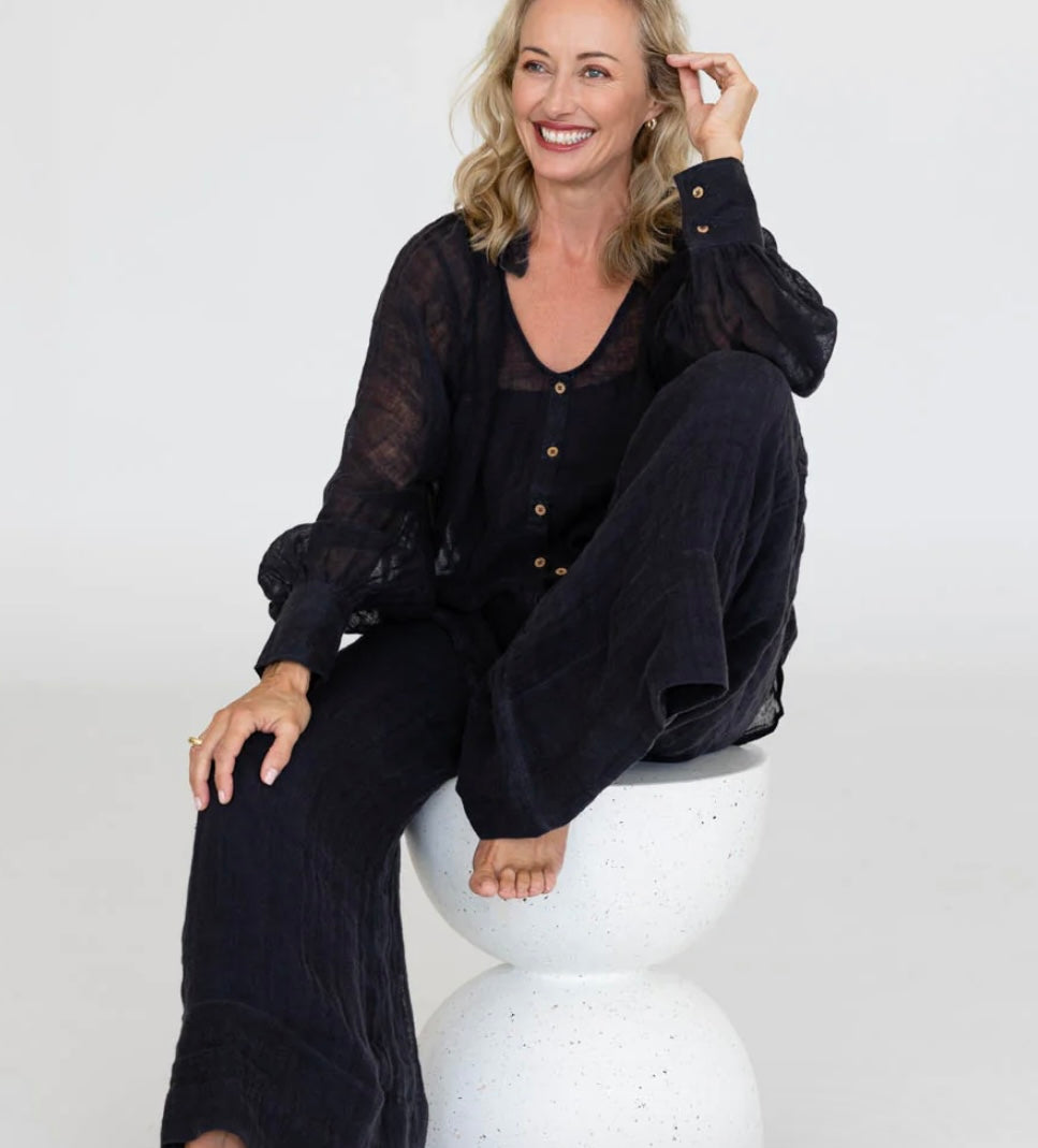 Mika Linen Blouse