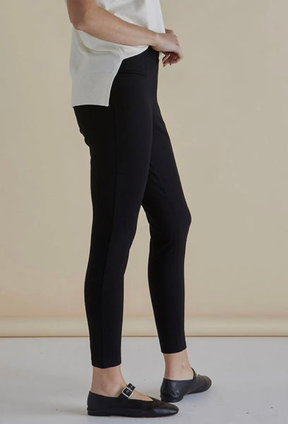 Gwen Ponte Legging - Black