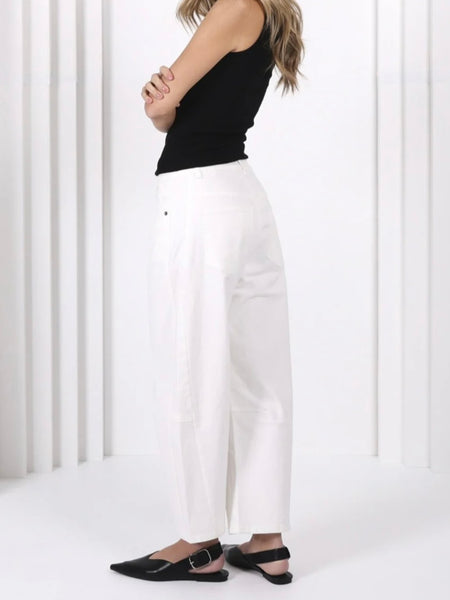 Toni Barrel Jeans-White