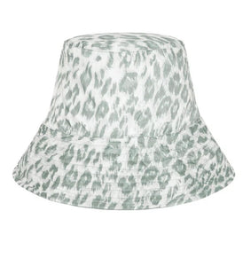 REVERSIBLE RECYCLED BUCKET HAT - LEOPARD SMUDGE