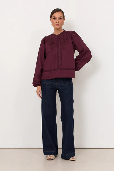 Lou Cut Lace Top -Grape