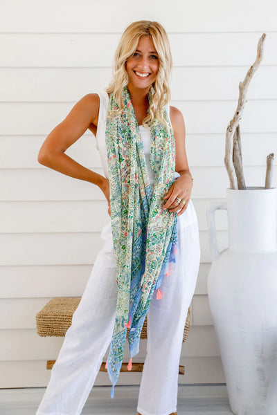 Paisley Mint printed scarf with tassels