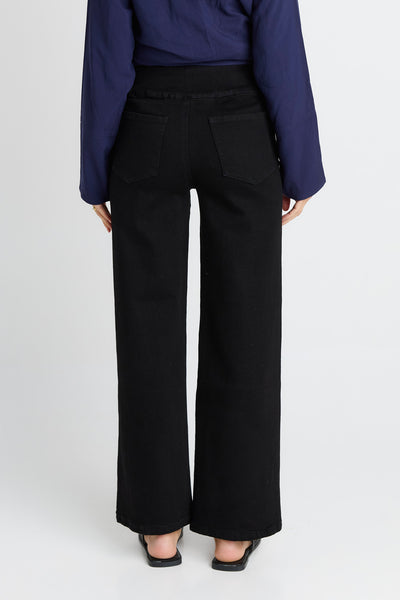 Straight Stretch Jean- Black