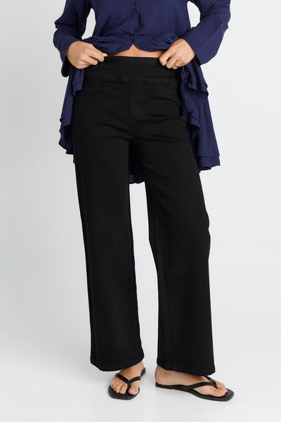 Straight Stretch Jean- Black