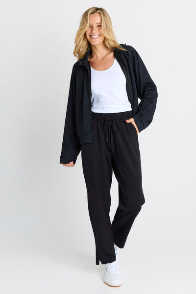 Milla Travel Jogger