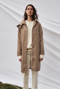 Trench Recycled Raincoat in Doe