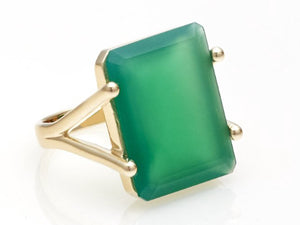 Prima Donna Green Onyx/Gold Ring